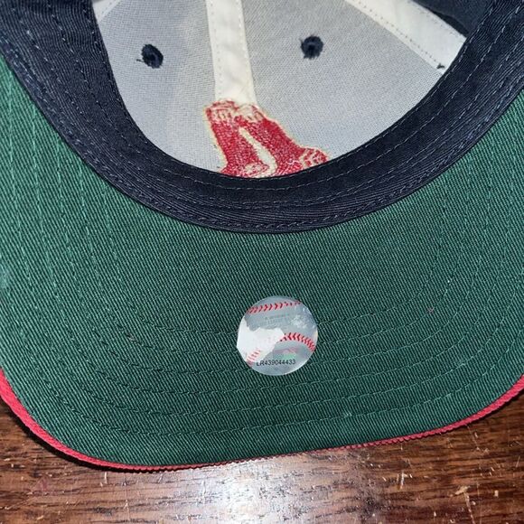Vintage Boston Red Sox Corduroy Bill retro Sewn Socks Cooperstown baseball cap - Picture 7 of 8